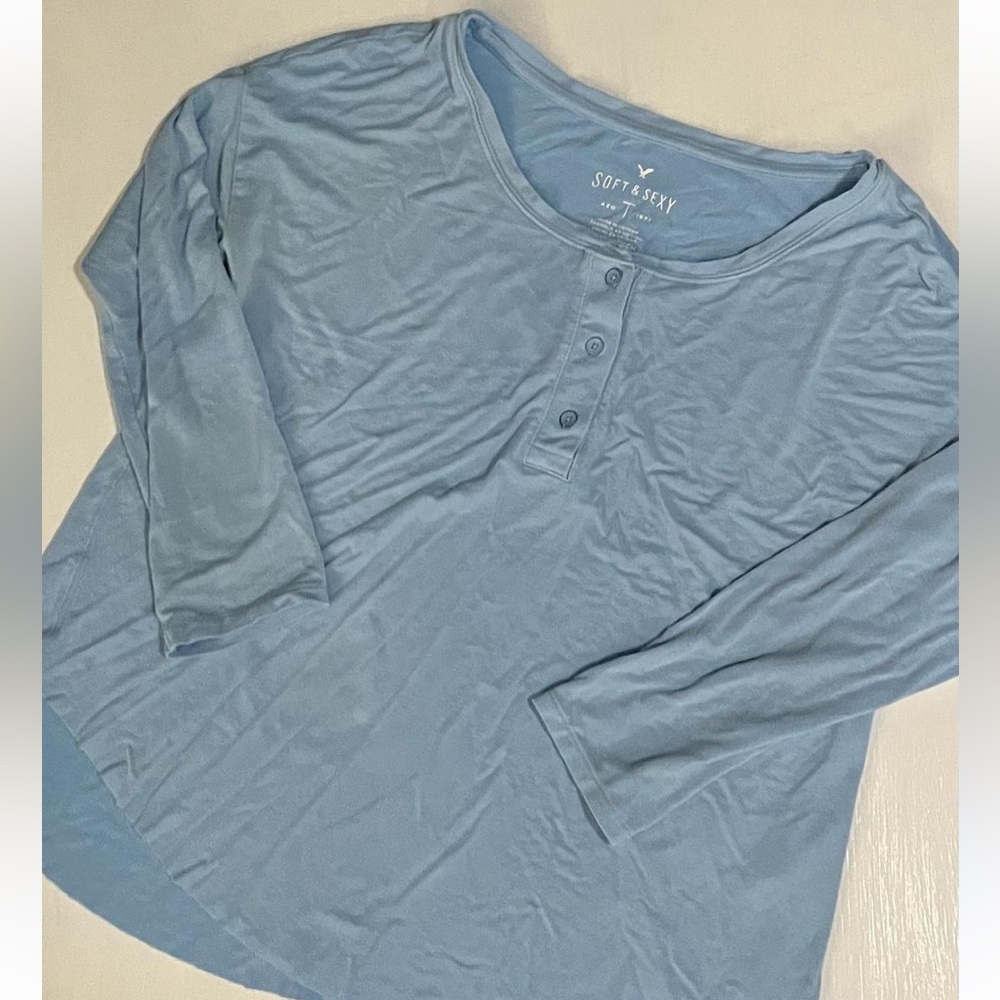 american eagle shirt